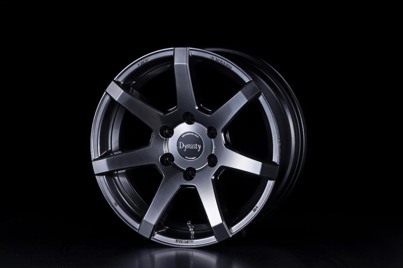 【８月キャンペーン】VELVET　VS7（ﾌﾞﾗｯｸｻｲﾄﾞﾏｼﾆﾝｸﾞ）+225/45R18輸入ﾀｲﾔSET